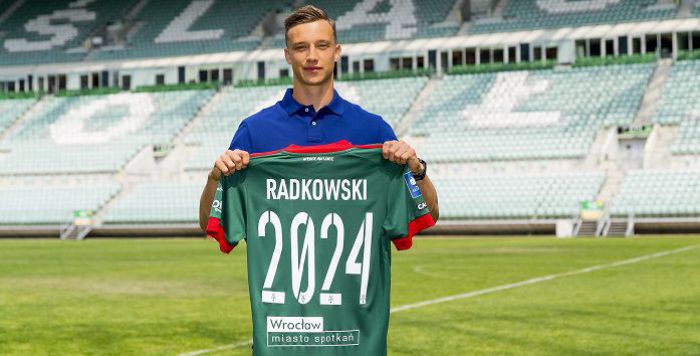 Śląsk Wrocław sprowadził obrońcę. Sięgnął po talent z I ligi